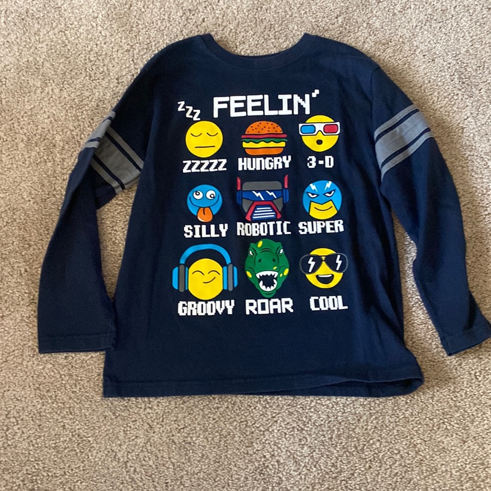 Long sleeve t-shirt